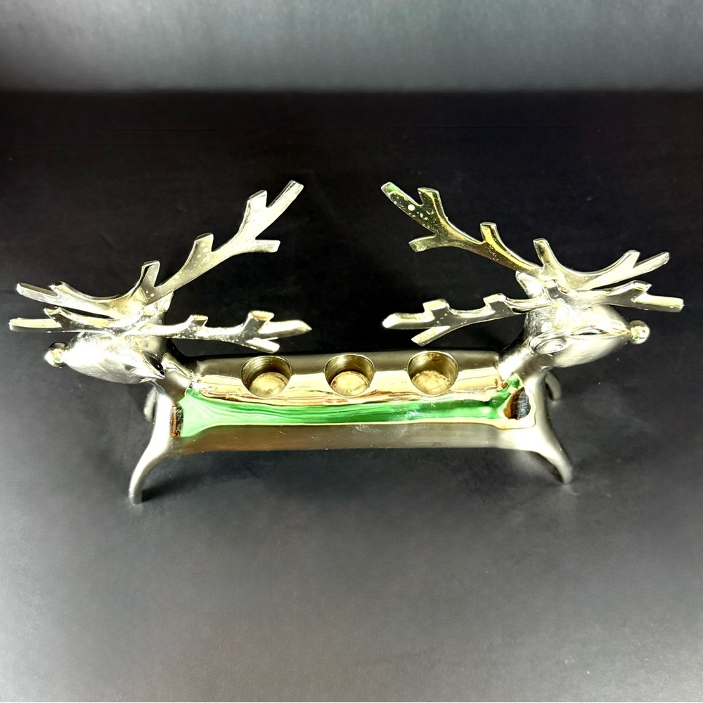 Vintage Pottery Barn Silvertone Metal Reindeer 3 Candlestick Holder Centerpiece - Picture 8 of 16